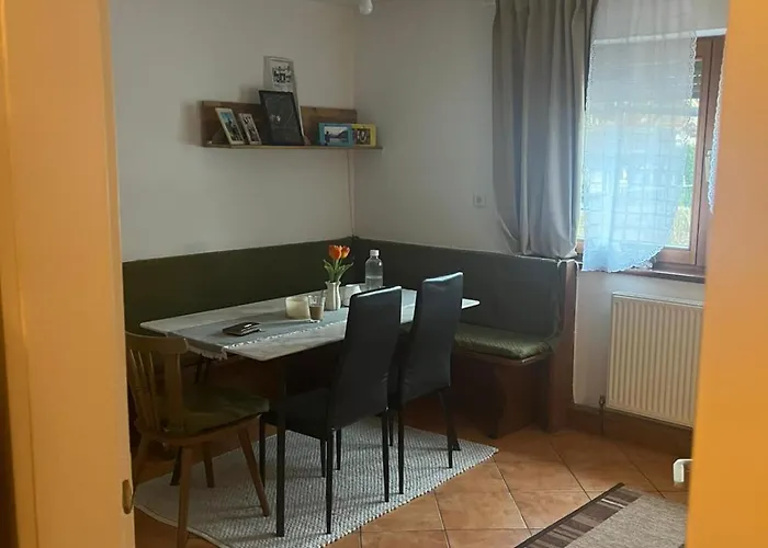 Mika Apartment *