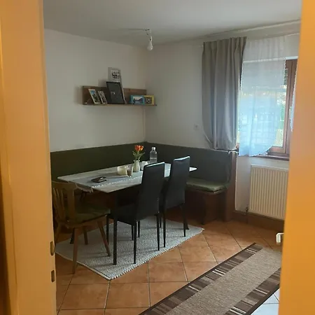 Mika Apartment *